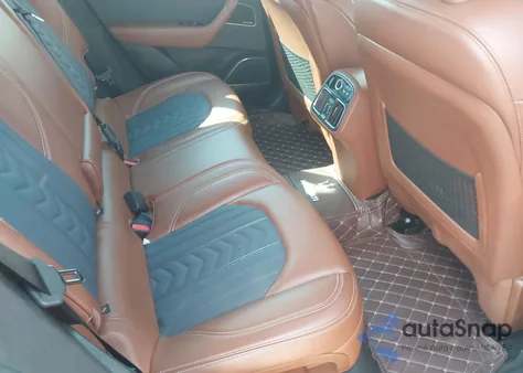 2019 Maserati Levante Granlusso из США, поврежденный, VIN ZN661XUL7KX323586